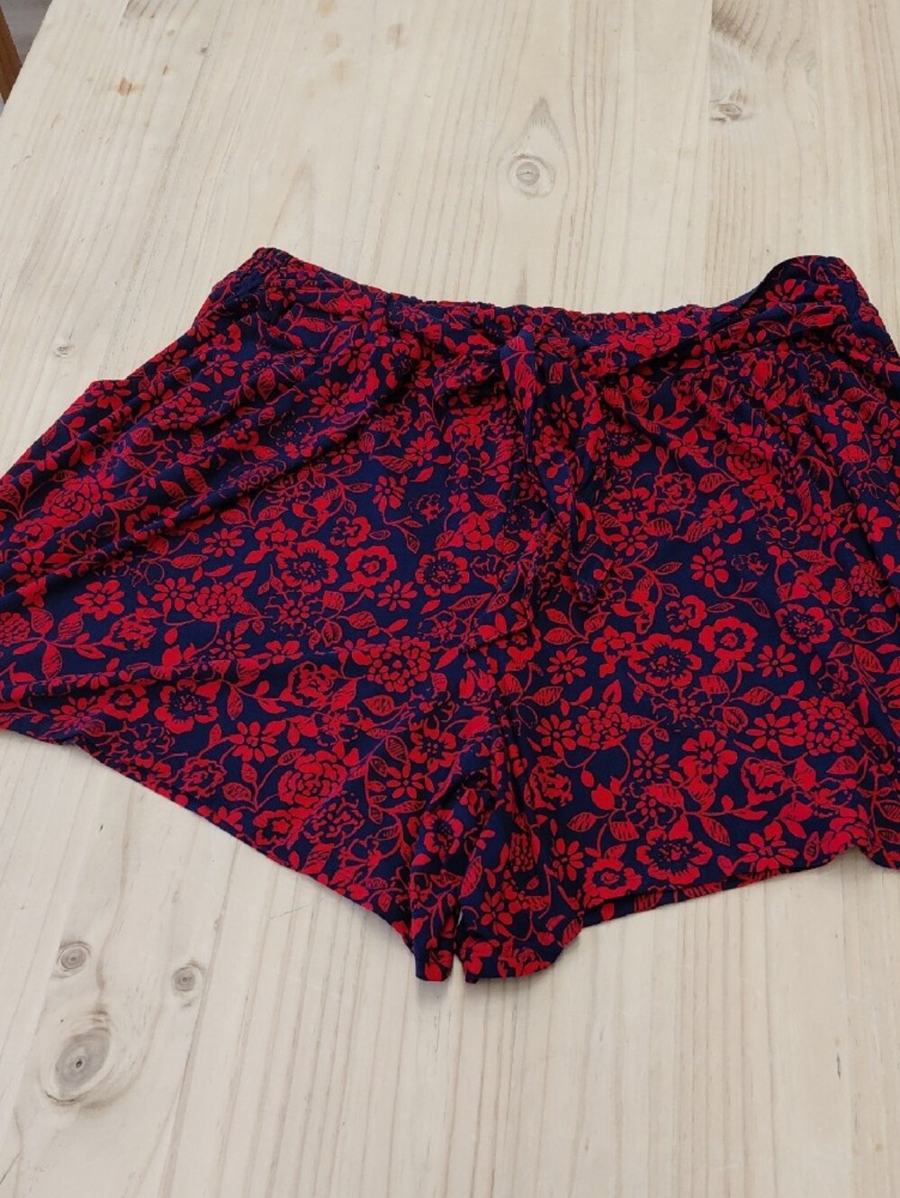 Terra & Sky Navy and Red Floral Plus Size Sleep Shorts - 3X
